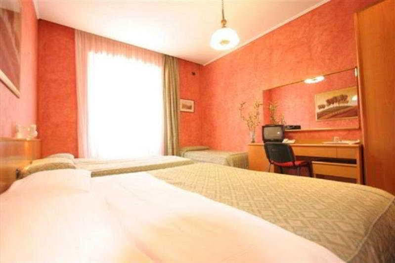 Hotel Marco Polo Roma Ngoại thất bức ảnh